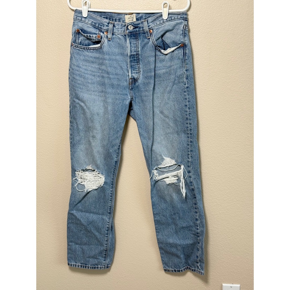 Levis 501 Original Fit Light Wash Distressed Button Fly Jeans W31 L30